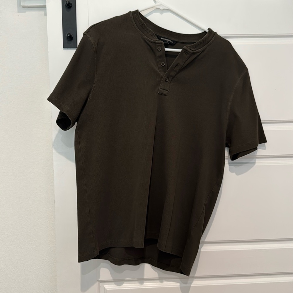 Banana Republic Henley Shirt Large